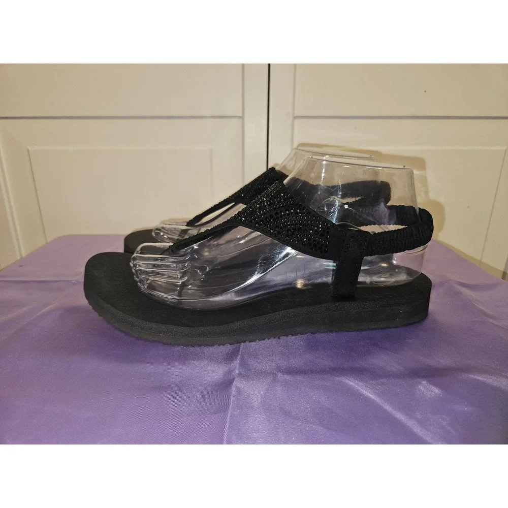 Skechers Yoga Foam Black Rhinestone Slingback Thong Sandals Womens sz 8